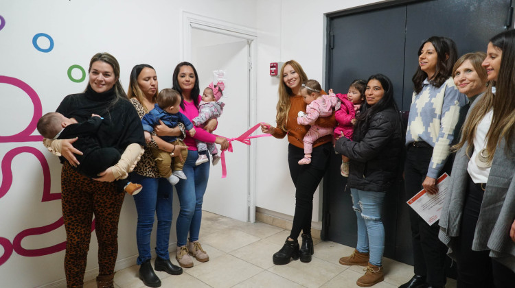 La Secretaría de las Juventudes inauguró el espacio de la lactancia materna