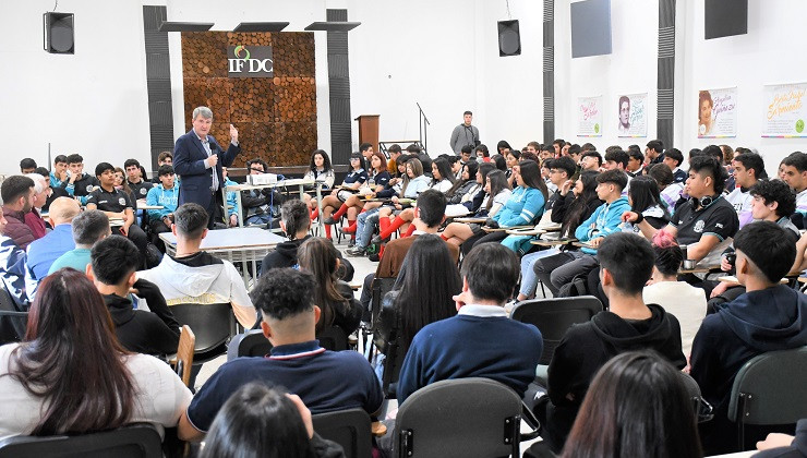 Estudiantes de escuelas técnicas compartieron una jornada de aprendizaje e intercambio de experiencias