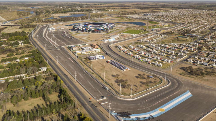 Llega el TCR South America al Circuito Internacional “Carlos Bassi”