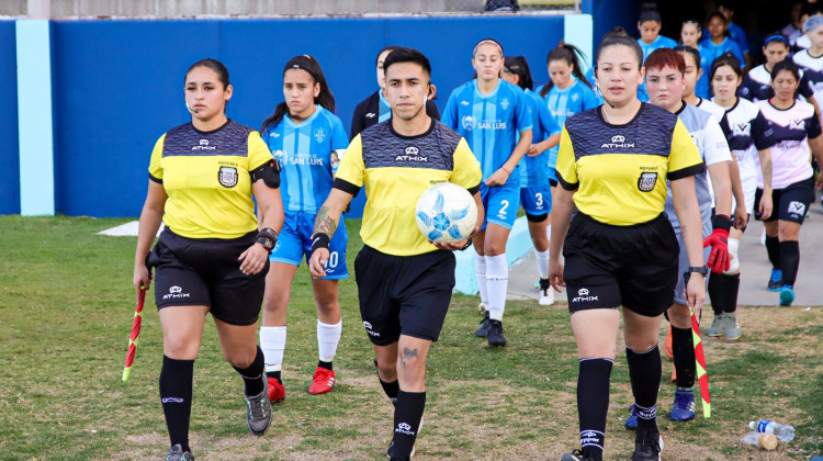 El “Juan Gilberto Funes” será escenario de un sábado a puro fútbol femenino