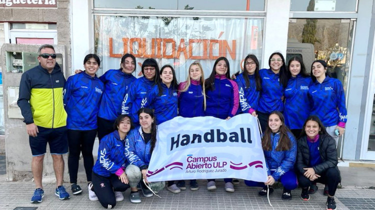 Handball: el equipo de damas juveniles compite en Chapadmalal