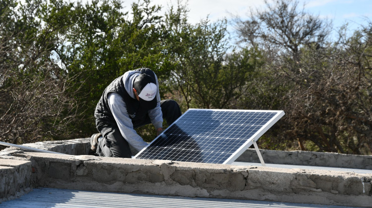 “Mi Energía Rural”: instalaron 24 pantallas solares en el interior