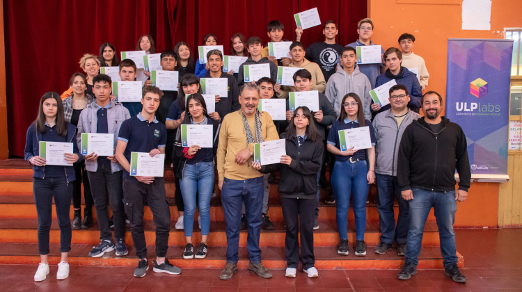 Más de 30 alumnos finalizaron un taller de impresión 3D de la ULP