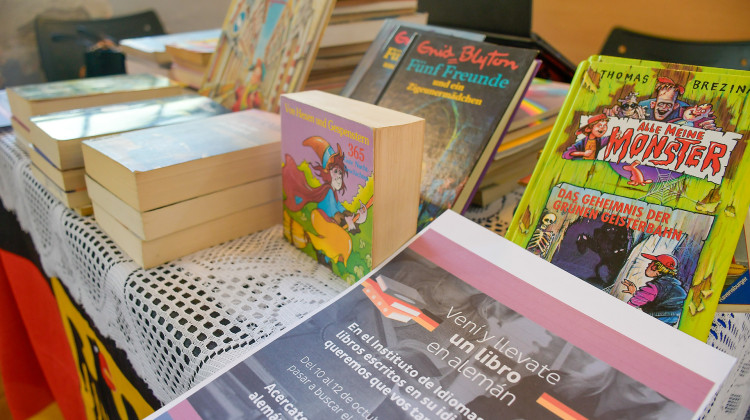 Hasta agotar stock: el Instituto de Idiomas regalará libros escritos en su lengua original