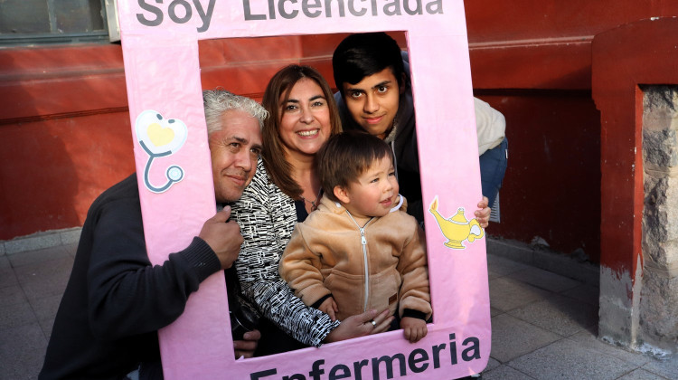 Fortaleciendo el sector de la salud: se graduaron 9 licenciadas en Enfermería