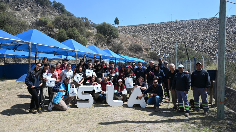 Alumnos de la Escuela Técnica N° 6 visitaron la Estación de Piscicultura Río Grande