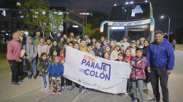 De Tu Paraje al Colón: estudiantes emprendieron su viaje cultural