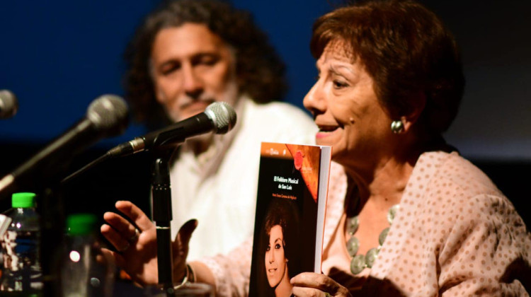 “Cholita” Carreras de Migliozzi presentó su libro “El Folklore Musical de San Luis”