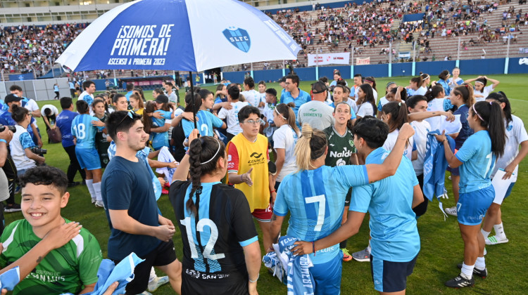 El fútbol femenino se ganó su lugar