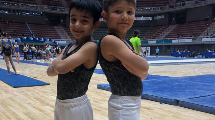 Dos pequeños gimnastas de la ULP compiten en Mendoza