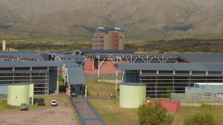 La actividad en la Universidad de La Punta es totalmente normal