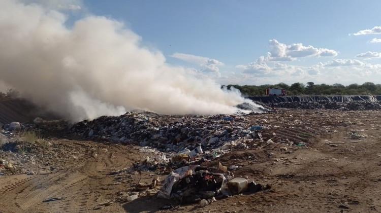 Controlaron un incendio en Carpintería