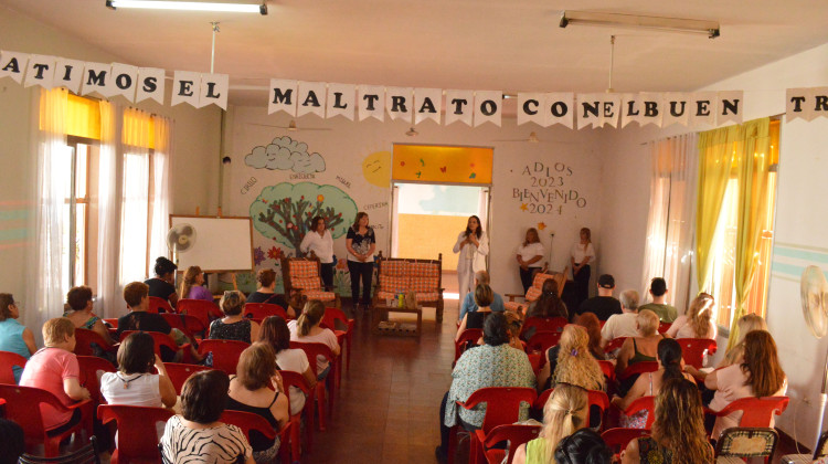 Brindaron charlas nutricionales en el Centro de Adultos Mayores