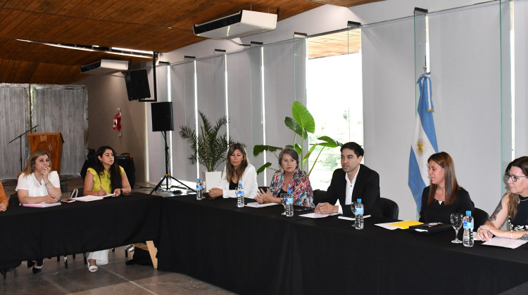 La universalización de sala de 3 y la alfabetización inicial serán dos ejes de las Escuelas Autogestionadas