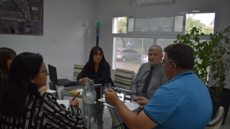 Van a capacitar a estudiantes de escuelas técnicas en los polos productores de la provincia