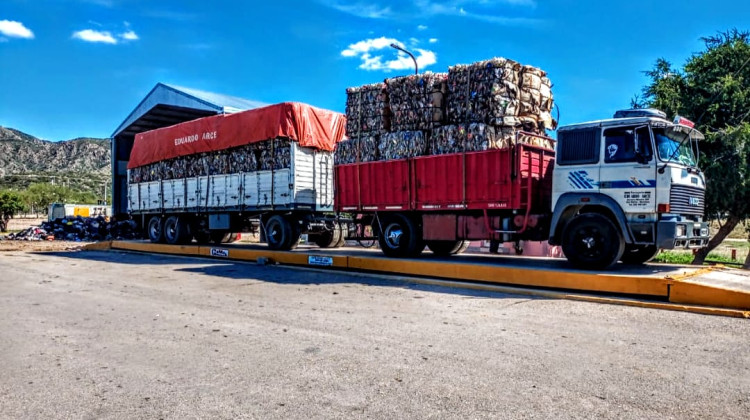 Dos plantas de reciclado recuperaron y vendieron más de 44 toneladas de vidrio y cartón