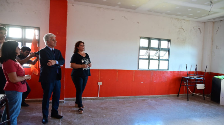 El Gobernador Poggi inspeccionó obras en dos escuelas de Villa de Merlo