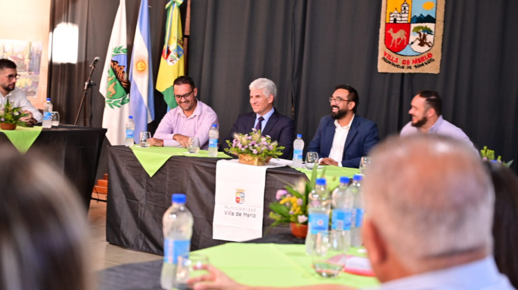 Poggi y Álvarez Pinto compartieron una jornada de trabajo en la Casa del Bicentenario