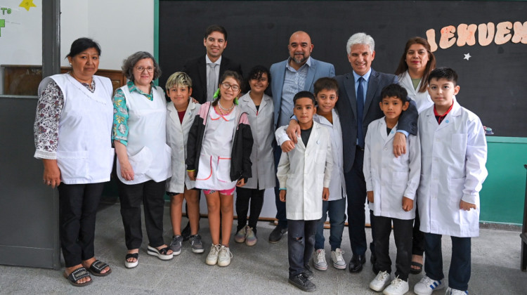 Poggi recorrió escuelas de Villa Mercedes reparadas en tiempo récord