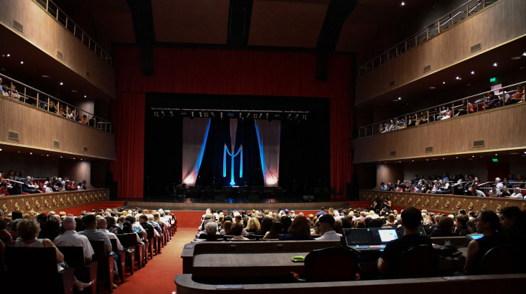 A sala llena, se vivió el Concierto de Pascua en el Cine Teatro San Luis