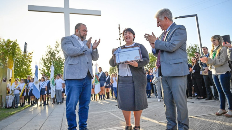 “Les recomiendo leer la obra de la madre Cabrini”