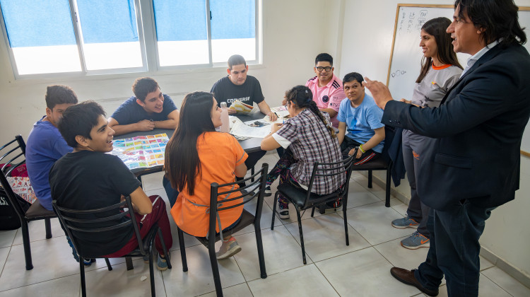 El secretario de Personas con Discapacidad visitó el Centro Educativo Terapéutico ‘Ailen’