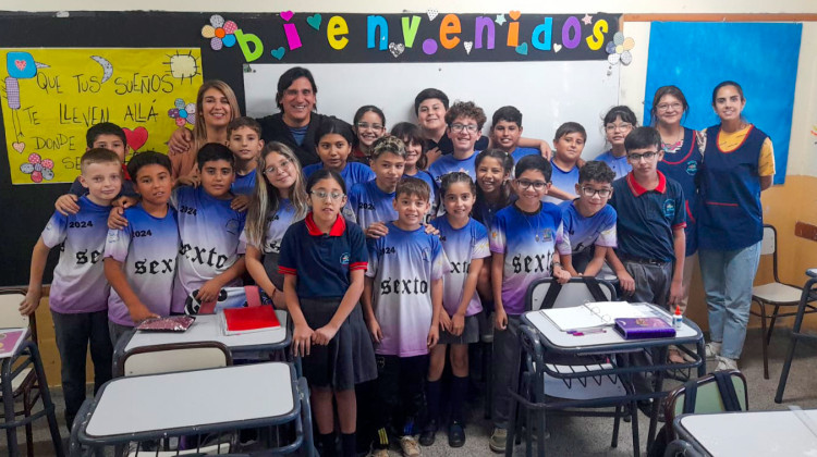 Discapacidad visitó la Escuela Nº 431 en el barrio Jardín del Sur de Villa Mercedes