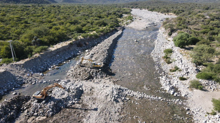 Siguen los trabajos en el río Los Corrales para reducir el riesgo de inundaciones