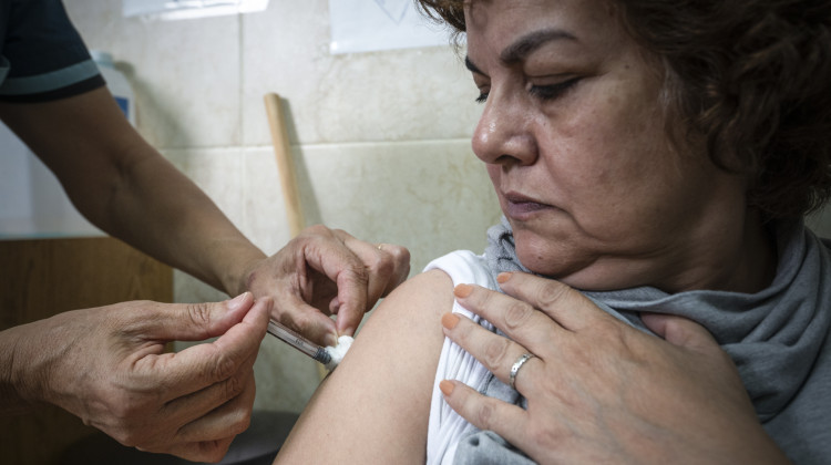 Empleados públicos se vacunaron contra la gripe