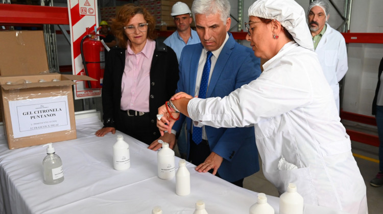 Laboratorios Puntanos apunta a producir 15.000 repelentes semanales