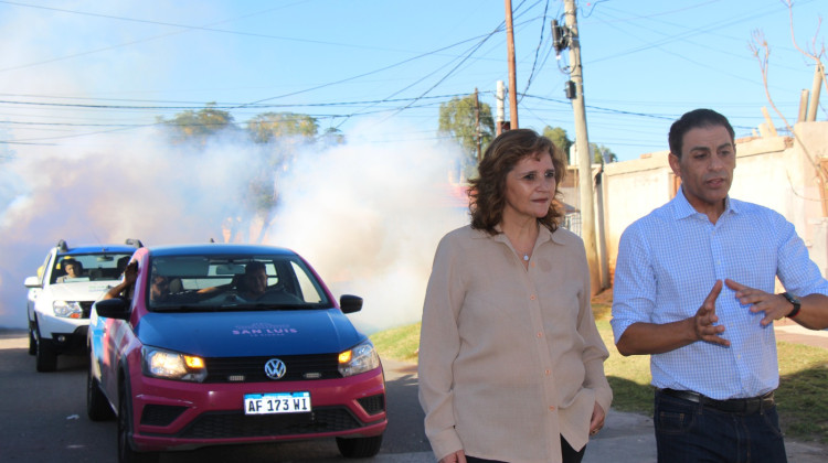 Fumigaron barrios de la zona oeste de la ciudad de San Luis