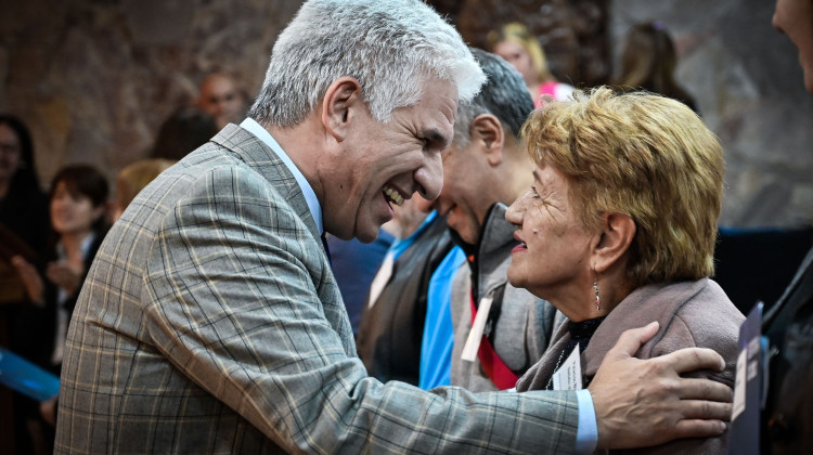 Más sanluiseños recibieron su escritura y ahora son titulares de sus viviendas