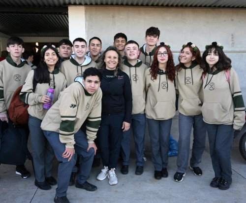 Alumnos de la Escuela Técnica N°17 participaron del lanzamiento de los Intercolegiales 2024