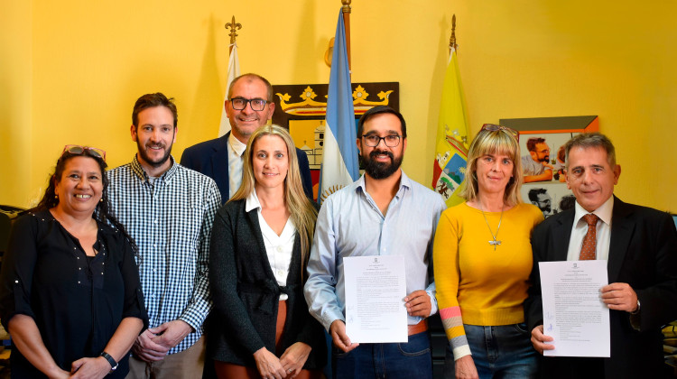 El personal municipal de Merlo aprenderá lenguaje de señas