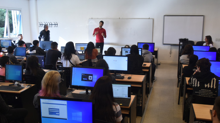 La ULP organizó un encuentro presencial para los alumnos de sus carreras de Comunicación