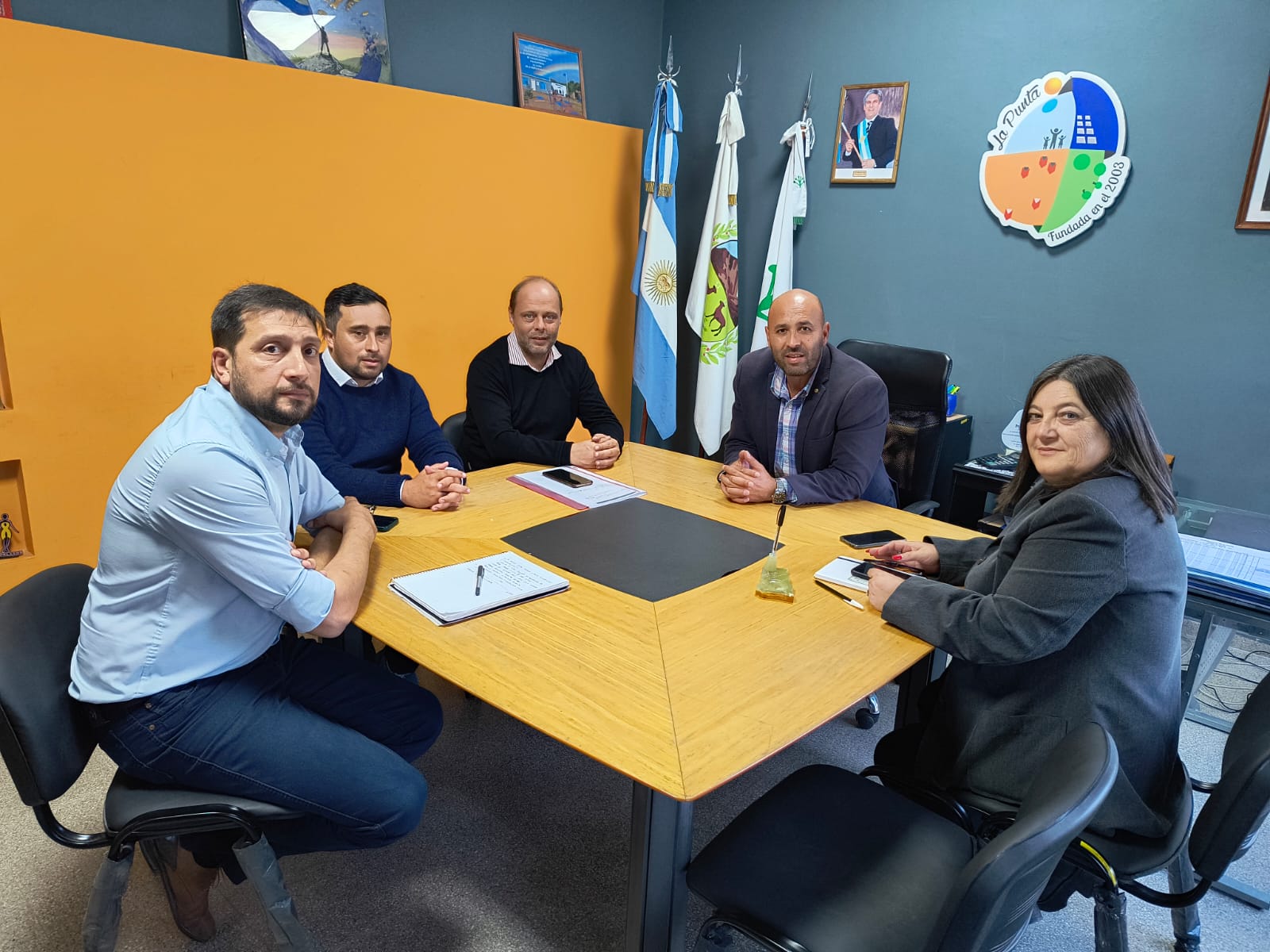 El ministerio Gobierno fortalece lazos con los municipios de La Punta y Las Chacras