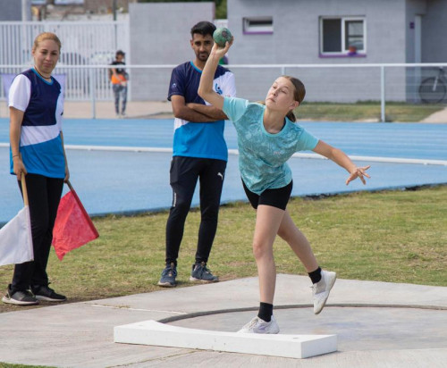 El Gobierno fomenta el atletismo con escuelas gratuitas en el ‘Pedro Presti’