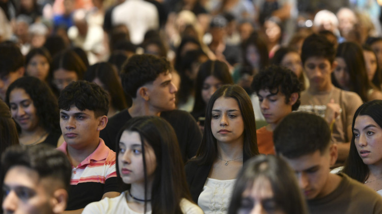 Beca al Mérito: este jueves cobran los egresados 2023