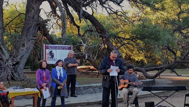 El Algarrobo Abuelo recibió a músicos, escritores y lectores de distintas coordenadas