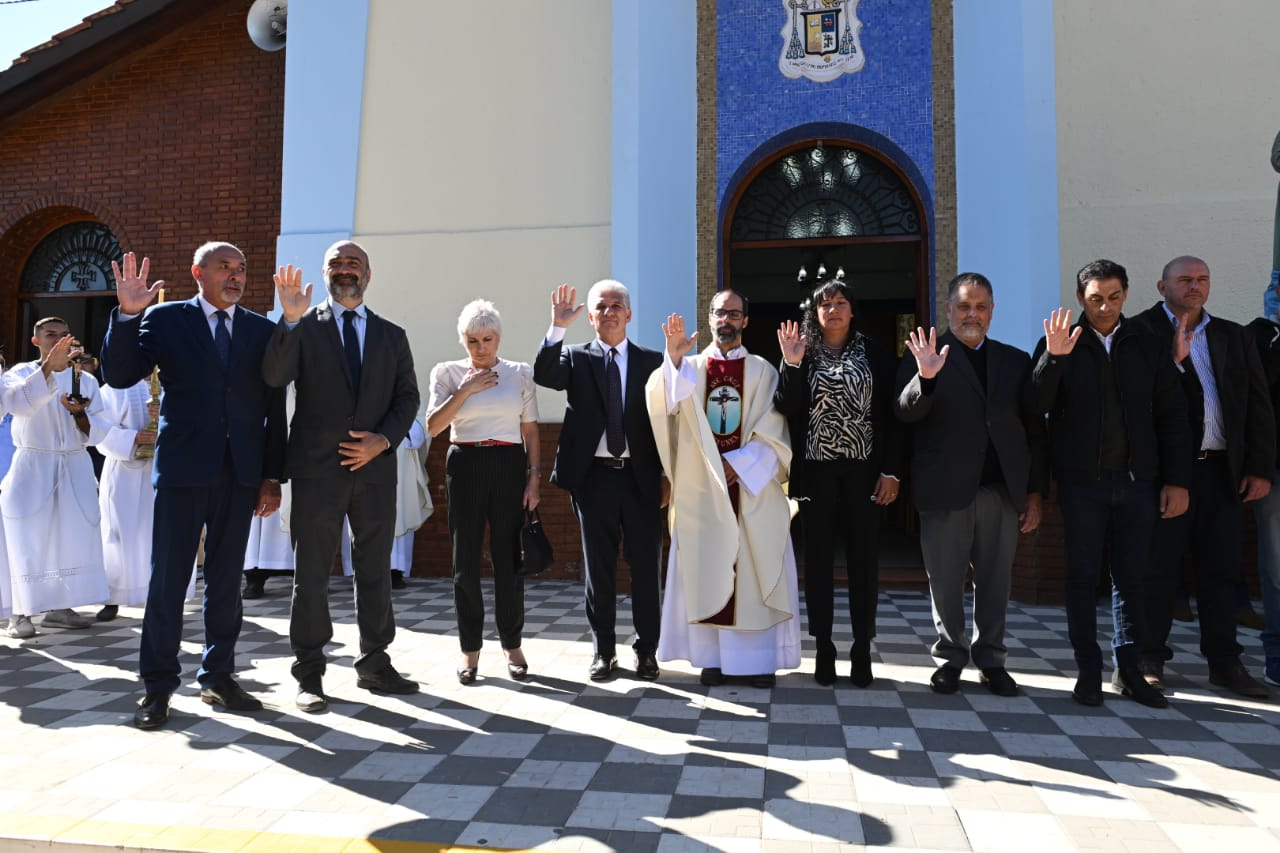 El Gobernador, junto a su gabinete, participó de la misa por el Día del Trabajador
