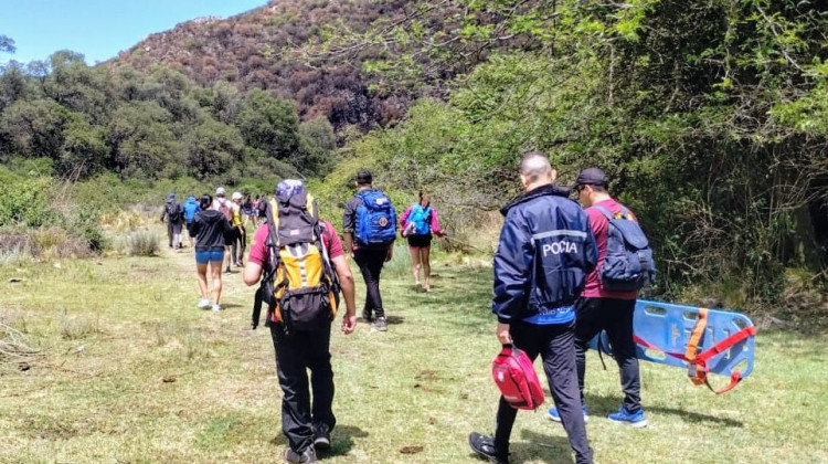 Este sábado se realizará la 2° Caminata Recreativa Policial a la Laguna de las Uvas