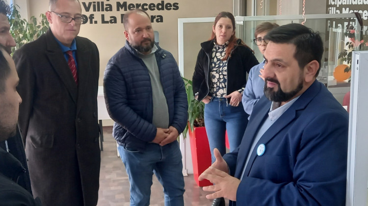 Villa Mercedes: vecinos de la zona de La Ribera podrían tramitar sus DNI en el mismo barrio