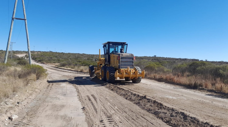 Vialidad Provincial realizó el mantenimiento de caminos en San Francisco, Nogolí, Río Grande y La Toma