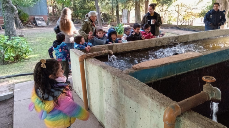 Alumnos de Nivel Inicial visitaron la Estación de Piscicultura