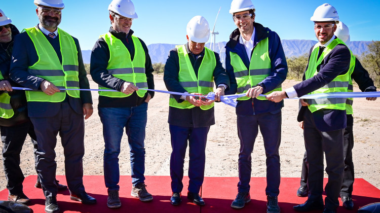 El Gobernador participó de la inauguración del parque eólico ‘San Luis Norte’