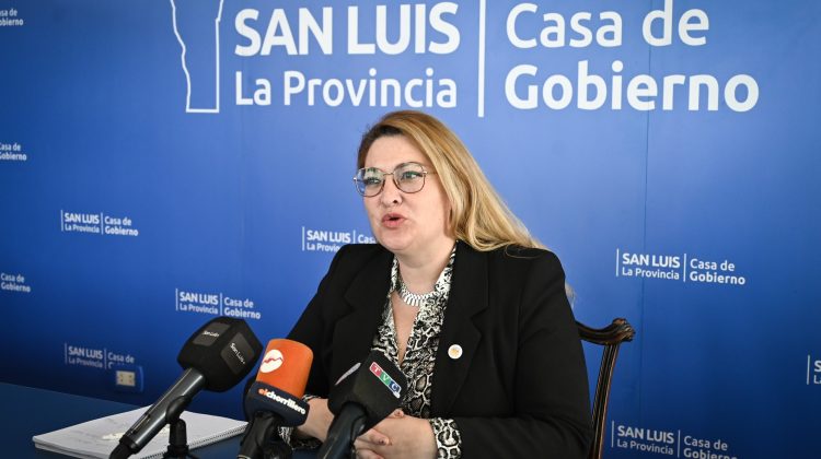 “Todos los alumnos de escuelas públicas, autogestionadas y generativas desayunan en la escuela”