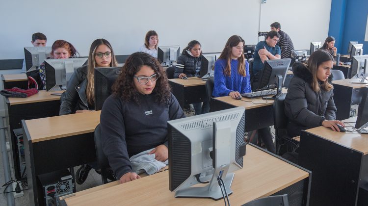 Mesas de examen ULP: el 17 de junio abren las inscripciones para rendir