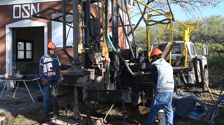 San Luis Agua realiza una perforación en Cañada La Negra