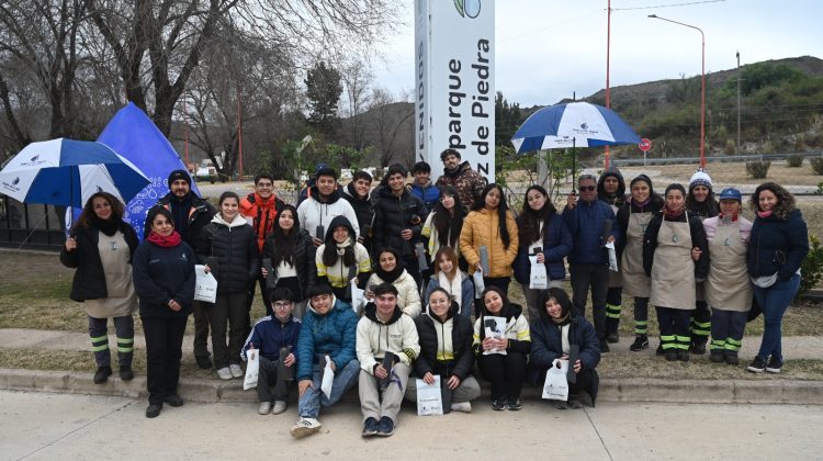 Alumnos de la escuela técnica de Naschel visitaron el Ecoparque de Cruz de Piedra
