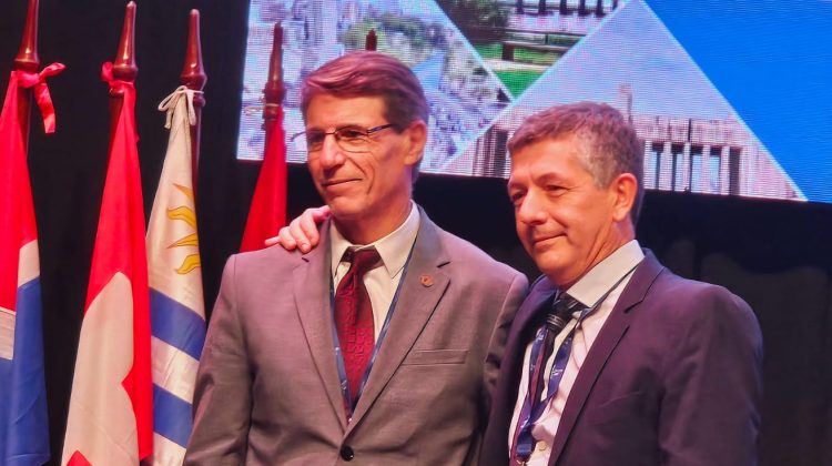 Un médico del Hospital Carrillo es el nuevo presidente de la Federación Argentina de Cardiología